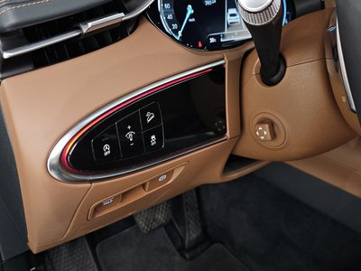 2022 Genesis GV70 — миниатюра 18
