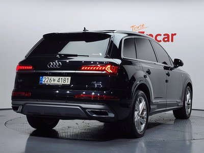 AUDI Q7 - 4