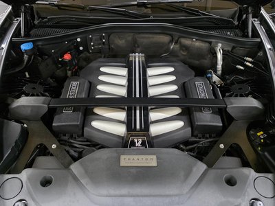 ROLLS-ROYCE PHANTOM - 7