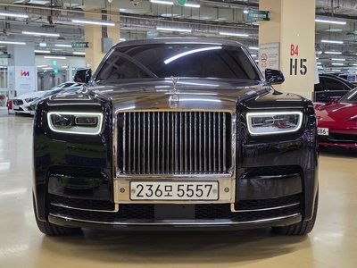 ROLLS-ROYCE PHANTOM - 2