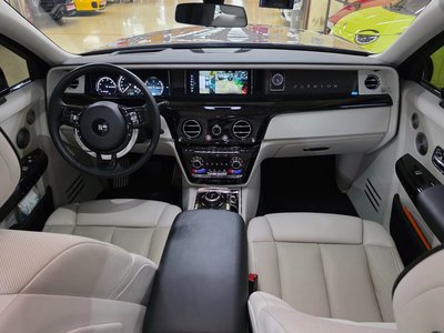 ROLLS-ROYCE PHANTOM - 5