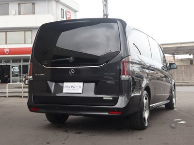 صورة 7 لـ 2025 Mercedes-BENZ V-CLASS