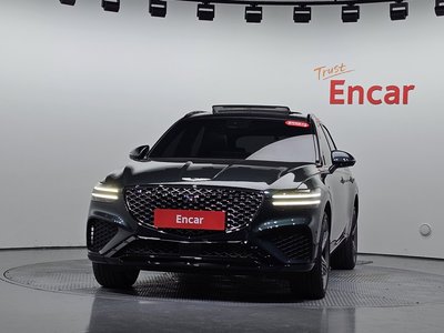 صورة 2 لـ 2022 Genesis GV70