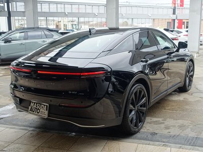 TOYOTA CROWN CROSSOVER - 9