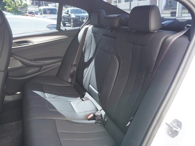 صورة مصغرة 24 لـ 2022 BMW M5 COMPETITION