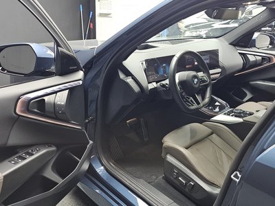 صورة 10 لـ 2025 BMW X3