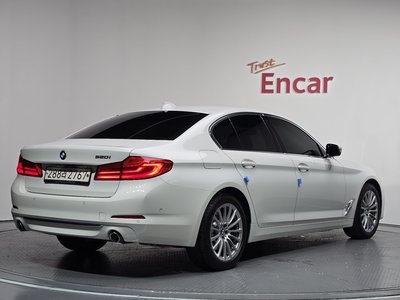 صورة 3 لـ 2020 BMW 5 SERIES