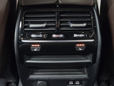 2020 BMW 5 SERIES — миниатюра 24