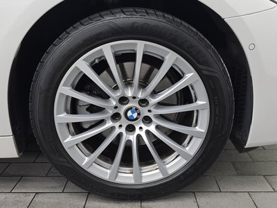 صورة 8 لـ 2020 BMW 5 SERIES