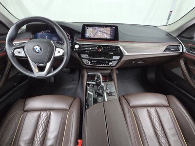 صورة 5 لـ 2020 BMW 5 SERIES