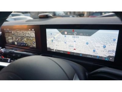 MERCEDES-BENZ GLA - 4