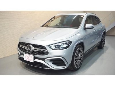 MERCEDES-BENZ GLA - 1