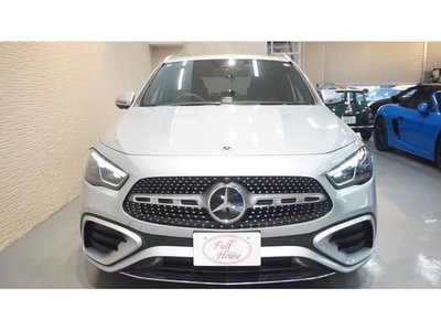 MERCEDES-BENZ GLA - 8