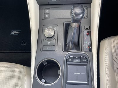 2017 Lexus RC F 缩略图 32