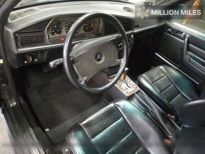 MERCEDES-BENZ E-CLASS - 3