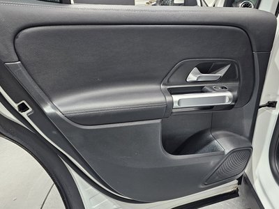 صورة مصغرة 15 لـ 2022 Mercedes-BENZ GLB