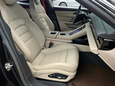 2024 Porsche TAYCAN 缩略图 11