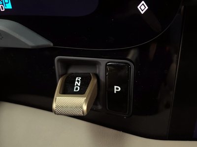 2024 Porsche TAYCAN photo 9