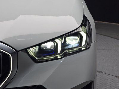 2025 BMW 5 SERIES 照片 9