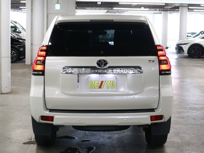 2022 Toyota LAND CRUISER PRADO 照片 10