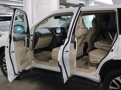 2022 Toyota LAND CRUISER PRADO 缩略图 19