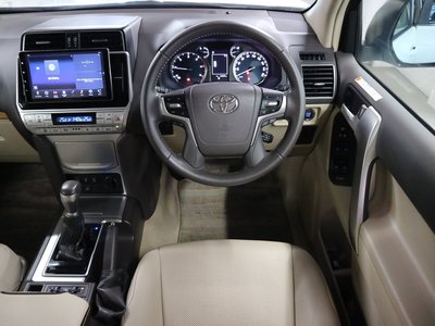2022 Toyota LAND CRUISER PRADO 缩略图 14