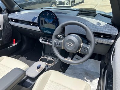 2025 MINI COOPER CONVERTIBLE thumbnail 13