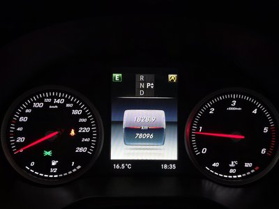 MERCEDES-BENZ C-CLASS - 8