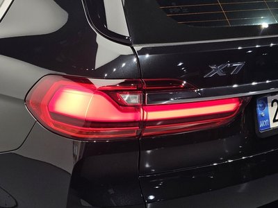 2022 BMW X7 — фото 10