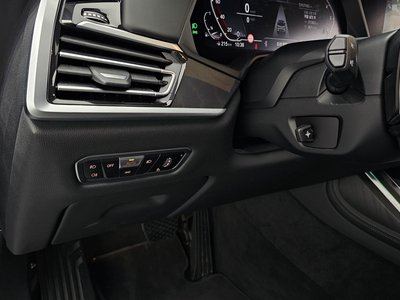 2022 BMW X7 thumbnail 28