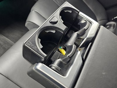 2022 BMW X7 thumbnail 32