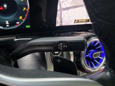 MERCEDES-BENZ GLB - 9