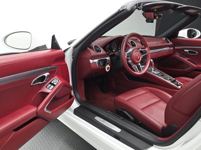 2019 Porsche 718 — миниатюра 13