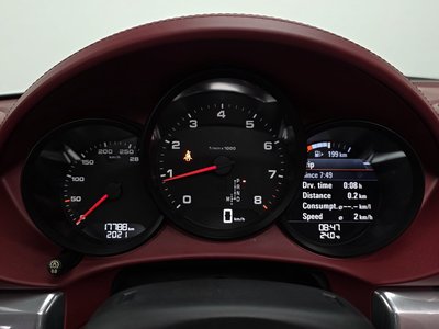 2019 Porsche 718 — миниатюра 11