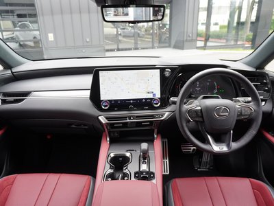 صورة مصغرة 20 لـ 2023 Lexus RX