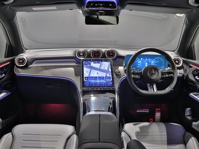 صورة 2 لـ 2025 Mercedes-BENZ GLC
