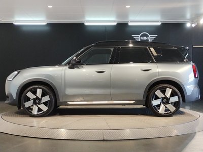 2024 MINI COOPER COUNTRYMAN 缩略图 21