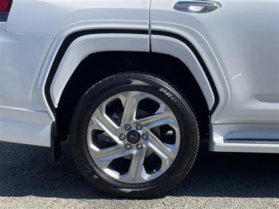 TOYOTA LAND CRUISER 300 - 7