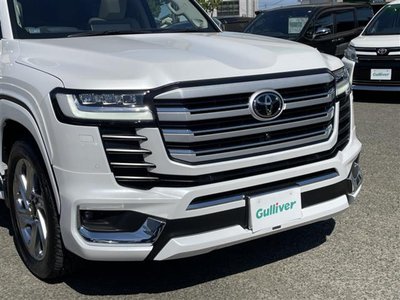 TOYOTA LAND CRUISER 300 - 6