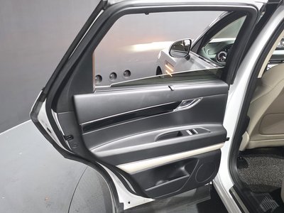 صورة مصغرة 15 لـ 2021 Genesis GV80