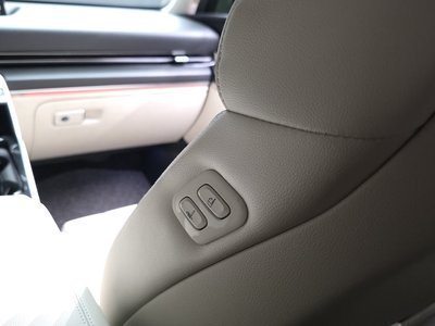 صورة مصغرة 38 لـ 2021 Genesis GV80