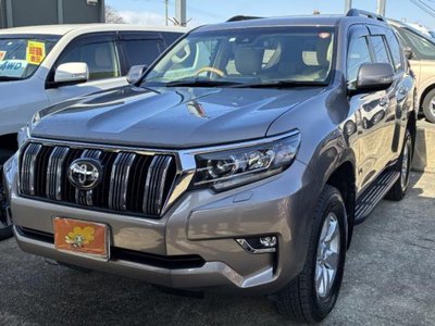 TOYOTA LAND CRUISER PRADO - 1