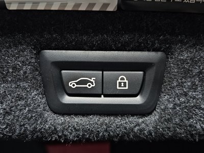 صورة مصغرة 24 لـ 2023 BMW 5 SERIES