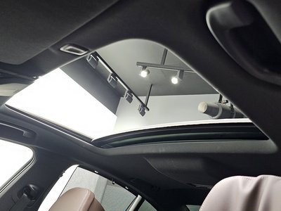 صورة مصغرة 22 لـ 2023 BMW 5 SERIES