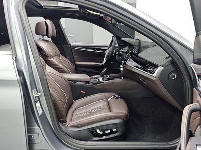 صورة مصغرة 16 لـ 2023 BMW 5 SERIES