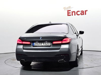BMW 5 SERIES - 4