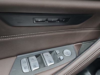 صورة مصغرة 29 لـ 2023 BMW 5 SERIES