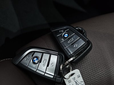 صورة مصغرة 35 لـ 2023 BMW 5 SERIES