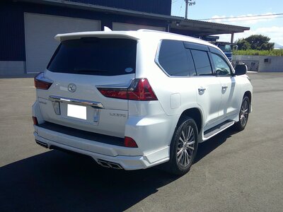 LEXUS LX - 4