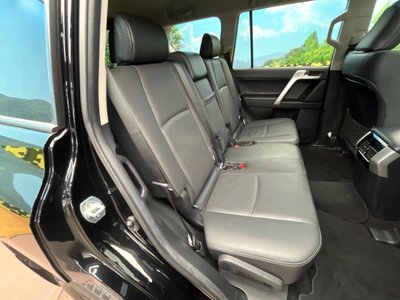 TOYOTA LAND CRUISER PRADO - 9